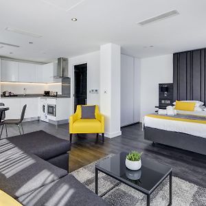 Dockside Apartments At Excel